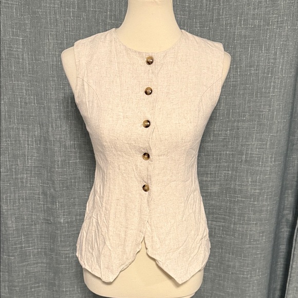Peppermayo Cream Sleeveless Blouse - Picture 1 of 7